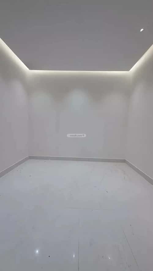 5 bedroom villa in Al Uraija Al Gharbi 2