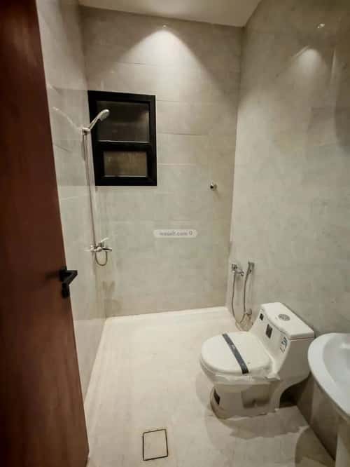 6 bedroom villa in Al Janadriyah 3