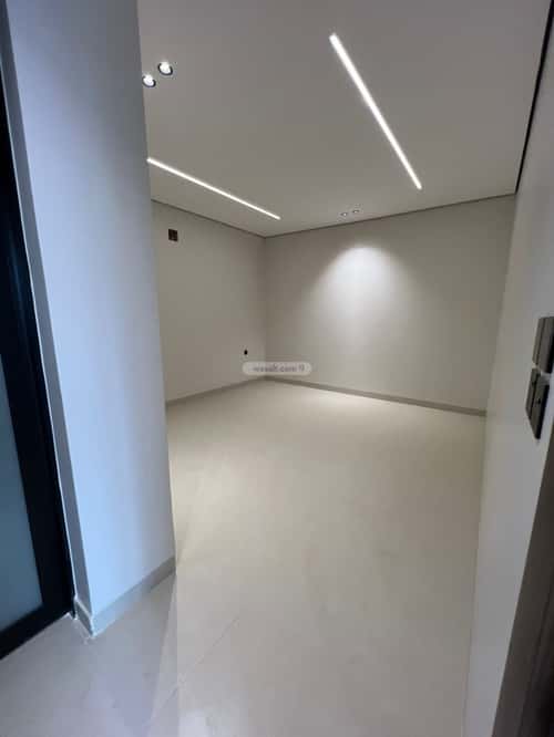 6 bedroom villa in Al Mahdiyyah 2