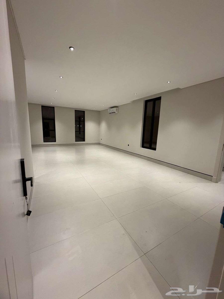 5 bedroom apartment in Al Manar 13