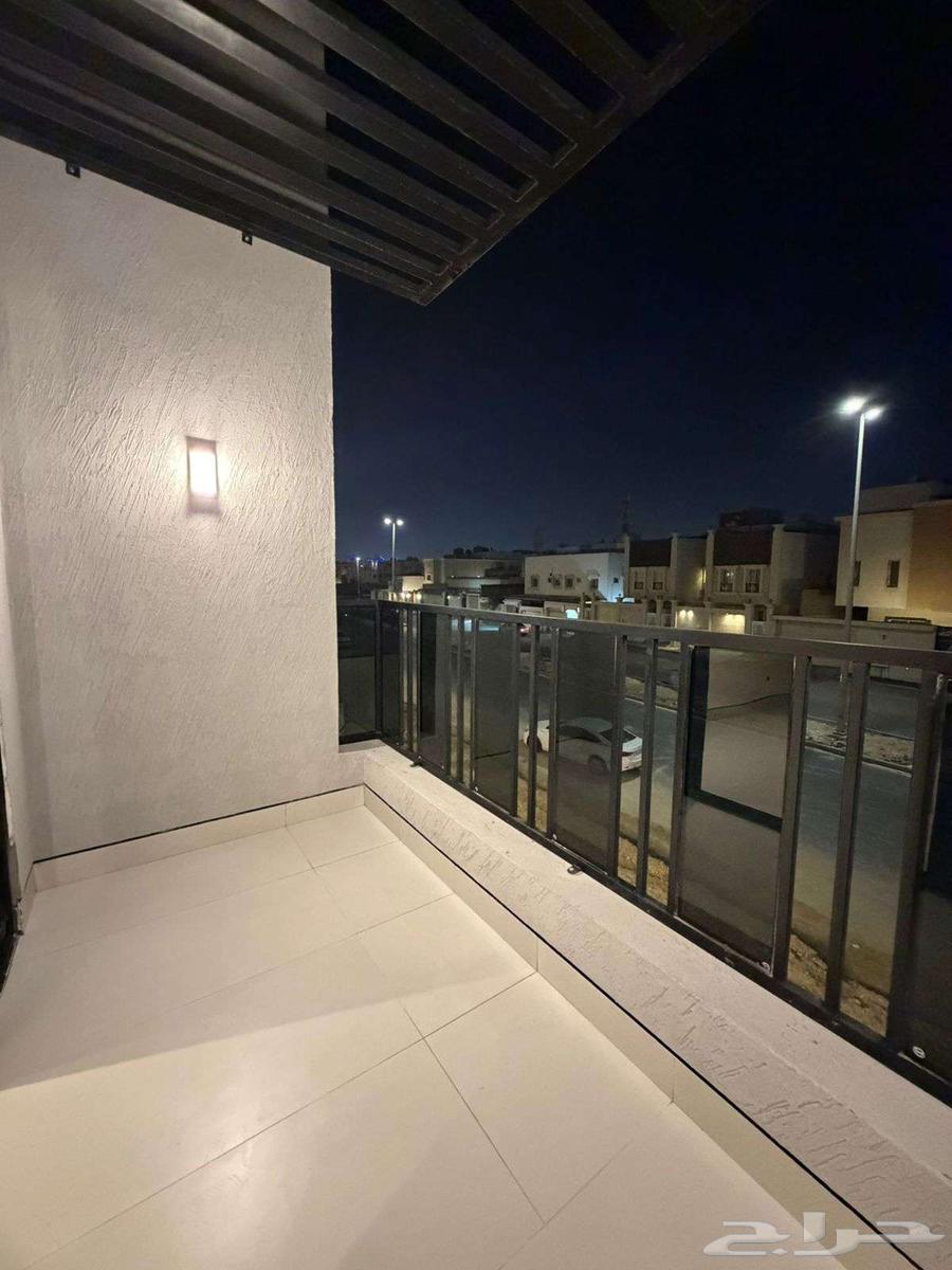 5 bedroom apartment in Al Manar 14