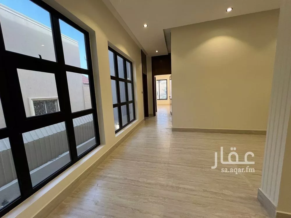 6 bedroom villa in Dhahrat Laban 11