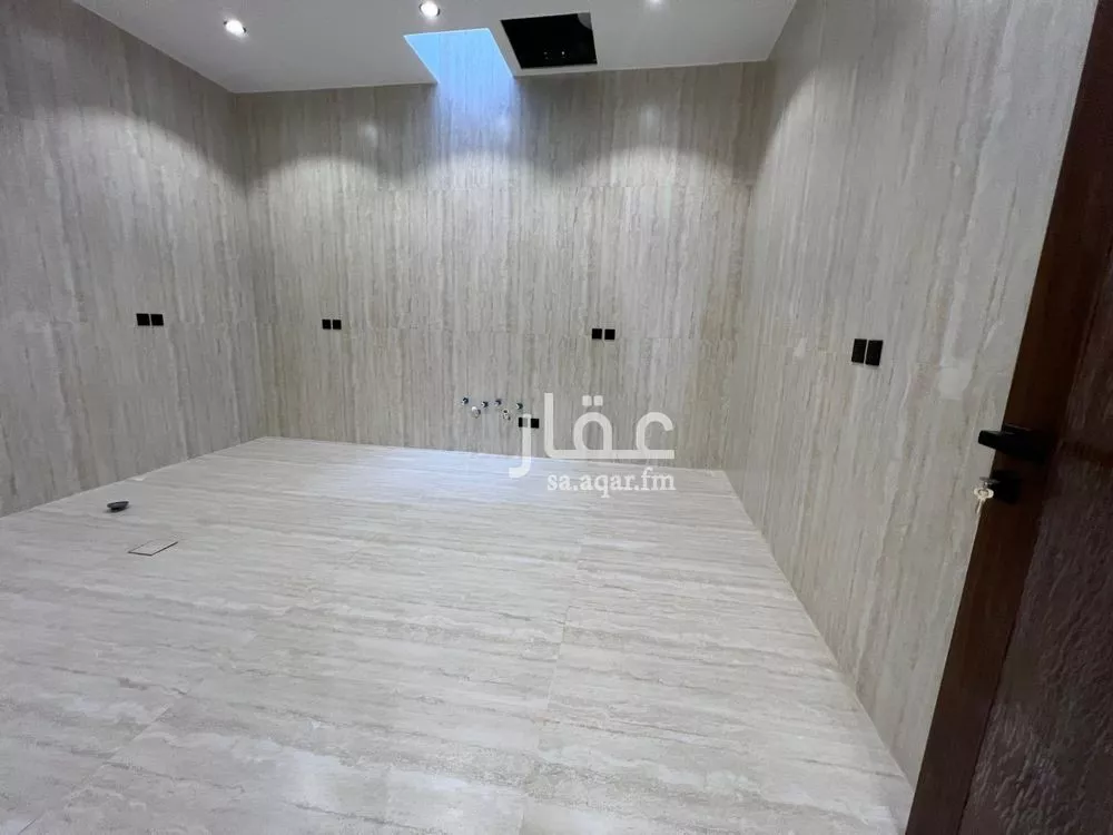 6 bedroom villa in Dhahrat Laban 4