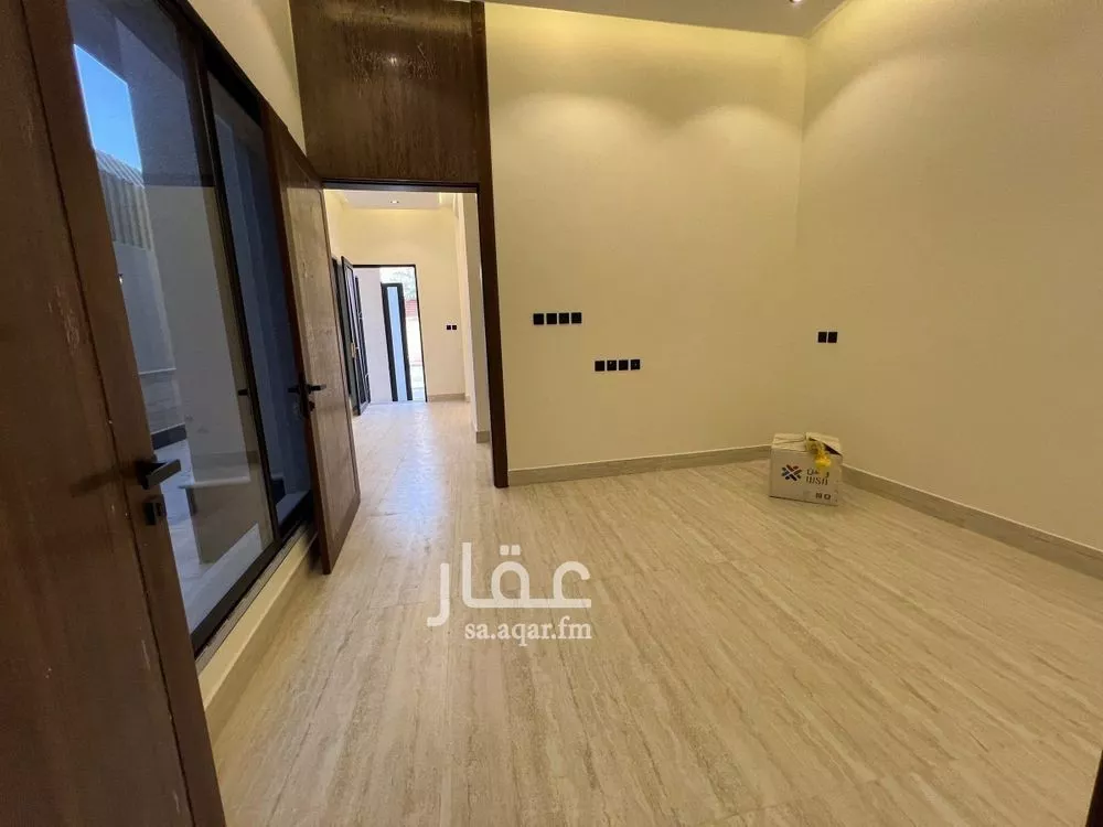 6 bedroom villa in Dhahrat Laban 6