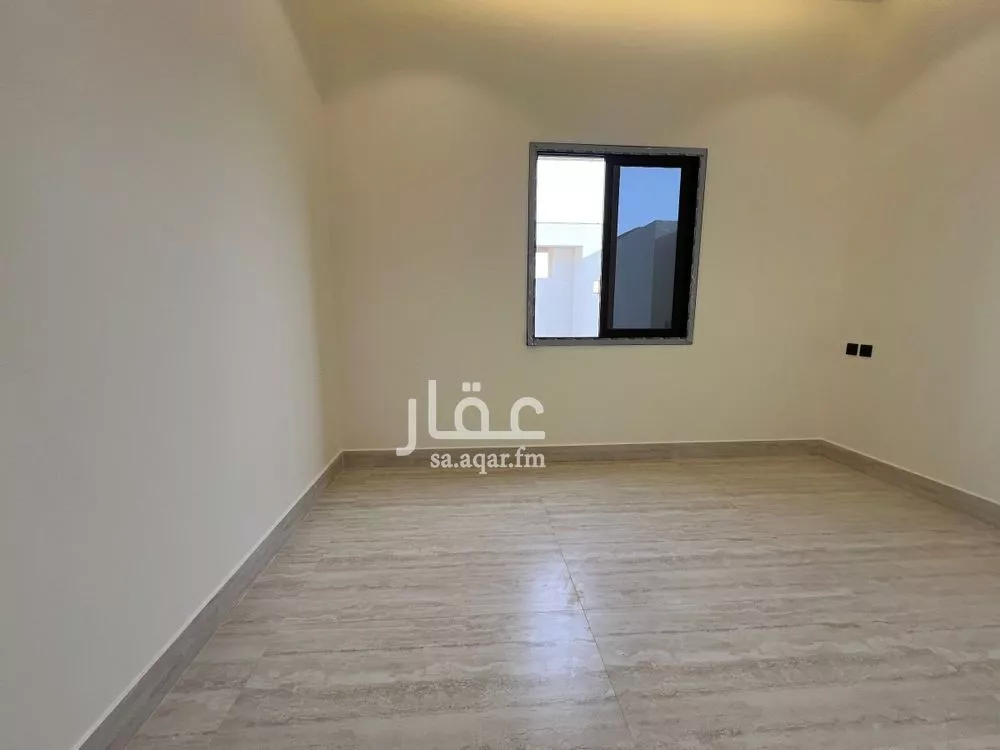 6 bedroom villa in Dhahrat Laban 10