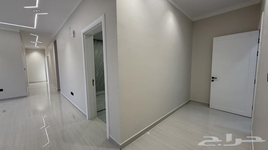 4 bedroom apartment in Taibah, Eastern Province 6