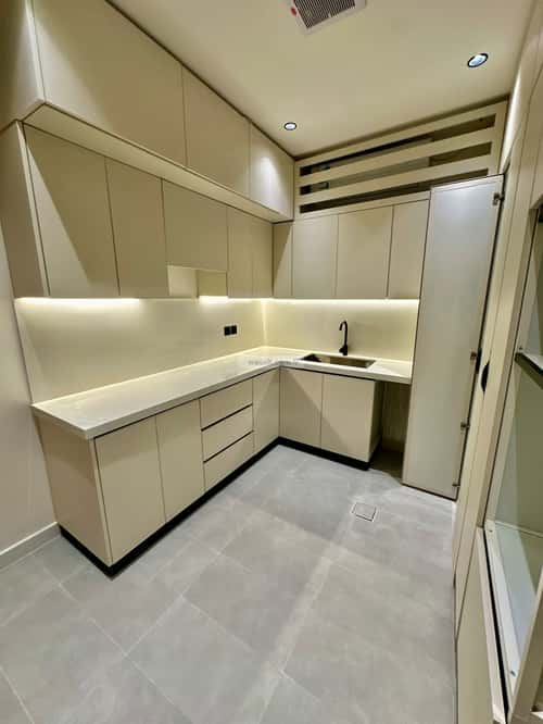 4 bedroom apartment in Al Narjis 19