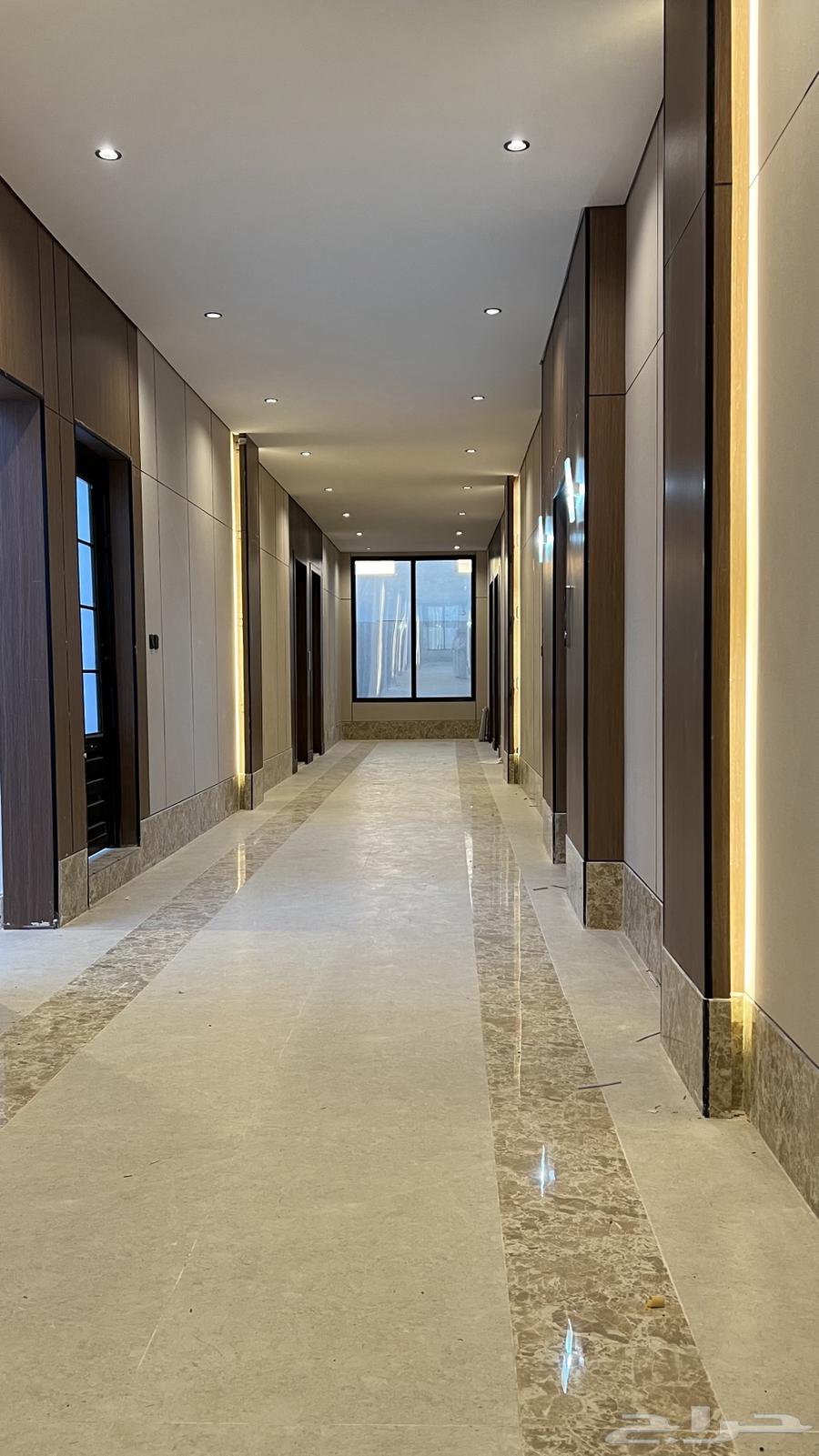 5 bedroom apartment in Al Hamra 11