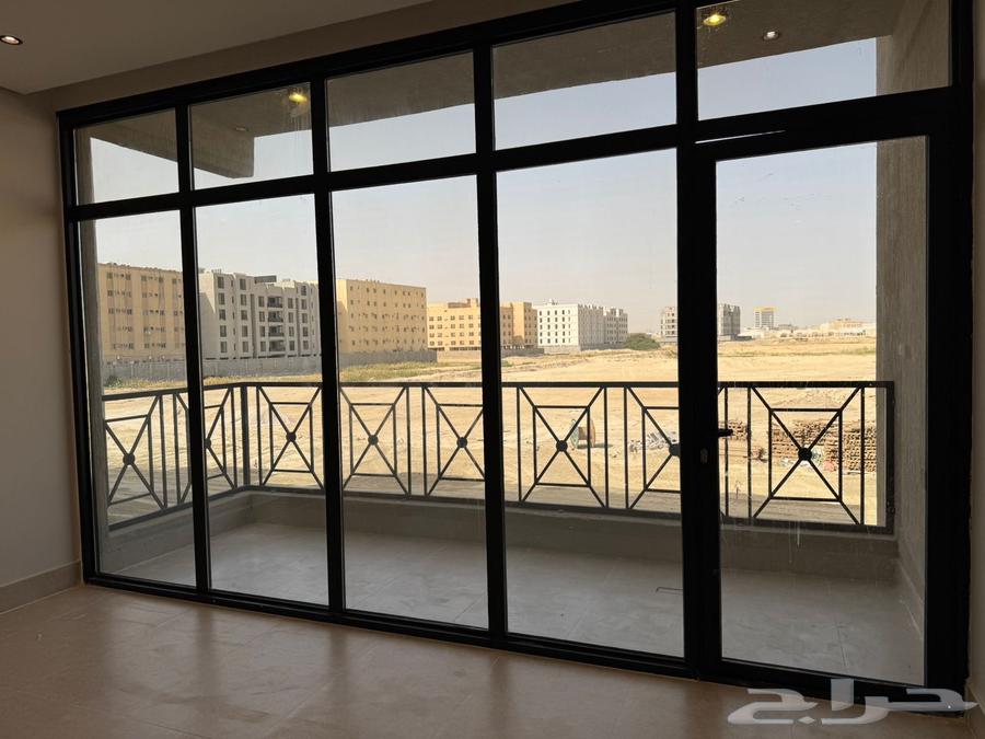 5 bedroom apartment in Al Hamra 13