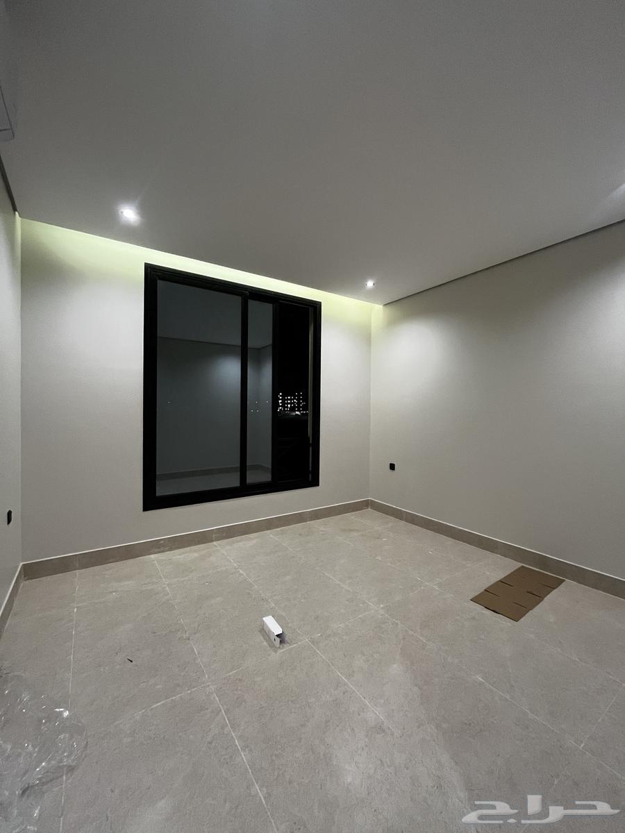 5 bedroom apartment in Al Hamra 18