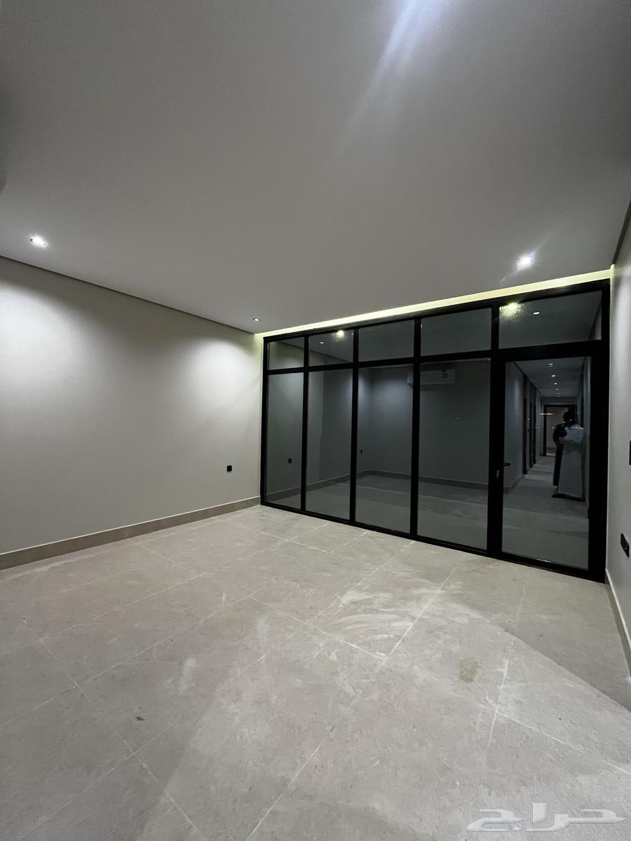 5 bedroom apartment in Al Hamra 19