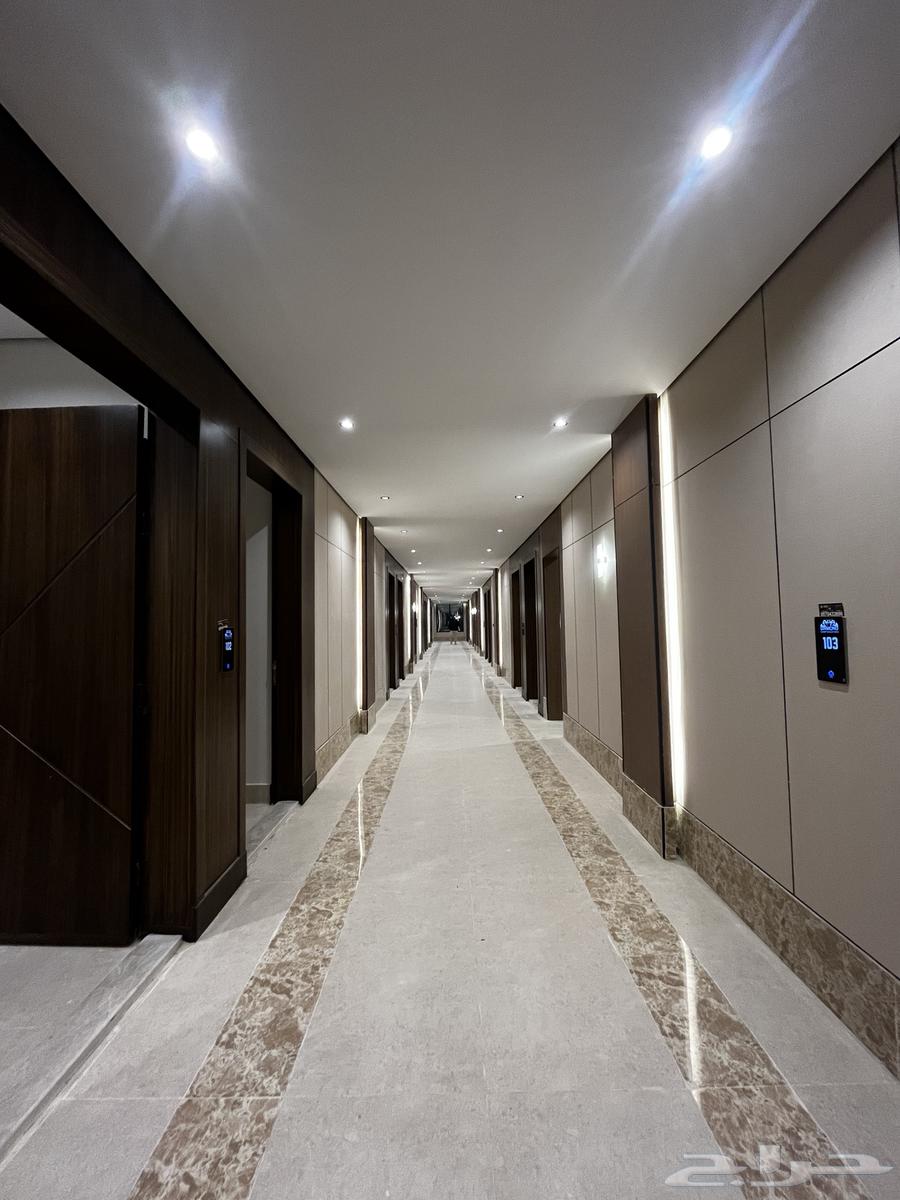 5 bedroom apartment in Al Hamra 3