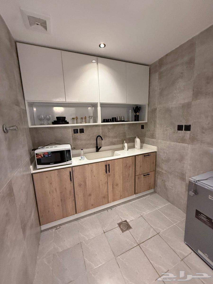 3 bedroom apartment in Al Hamra 9