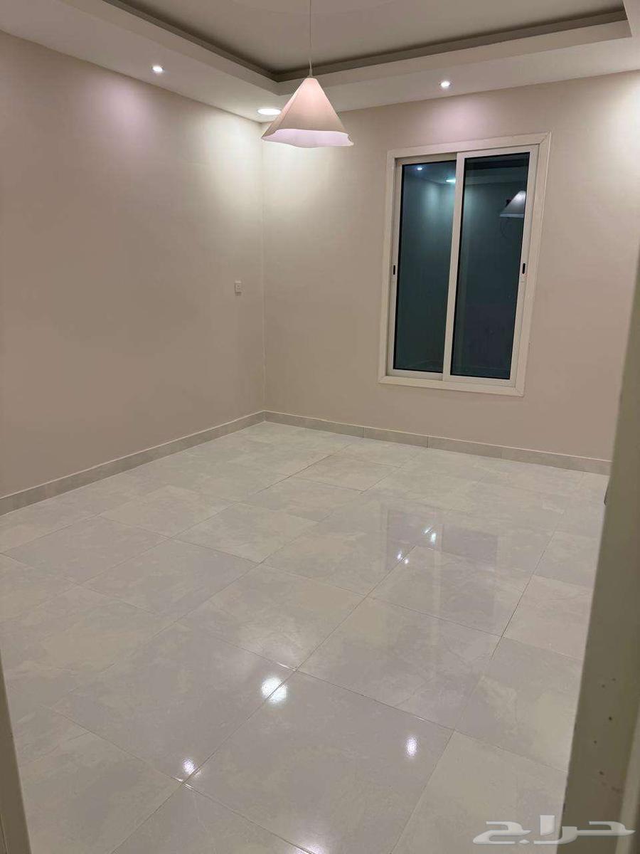 5 bedroom apartment in Ash Shulah 3