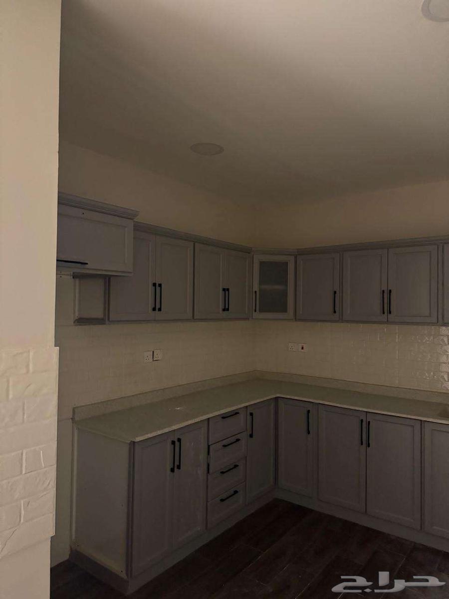 5 bedroom apartment in Ash Shulah 9