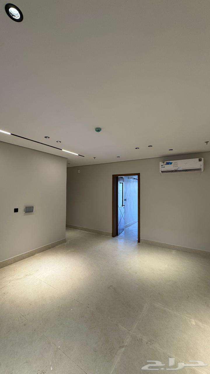 5 bedroom apartment in Ash Shulah 14