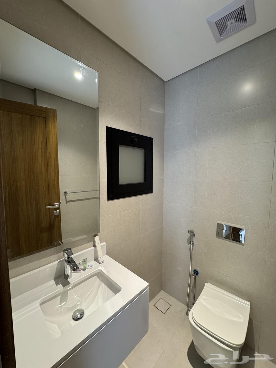 3 bedroom apartment in Ar Rakah Al Janubiyah 6