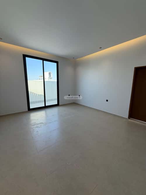 5 bedroom villa in Al Mahdiyyah 3