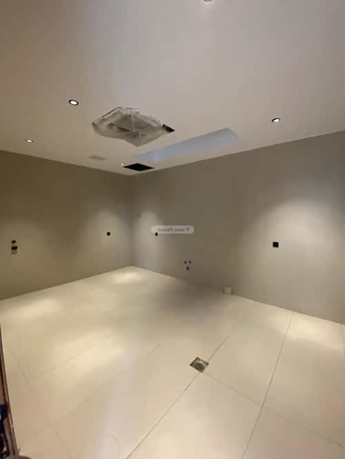 5 bedroom villa in Al Mahdiyyah 8