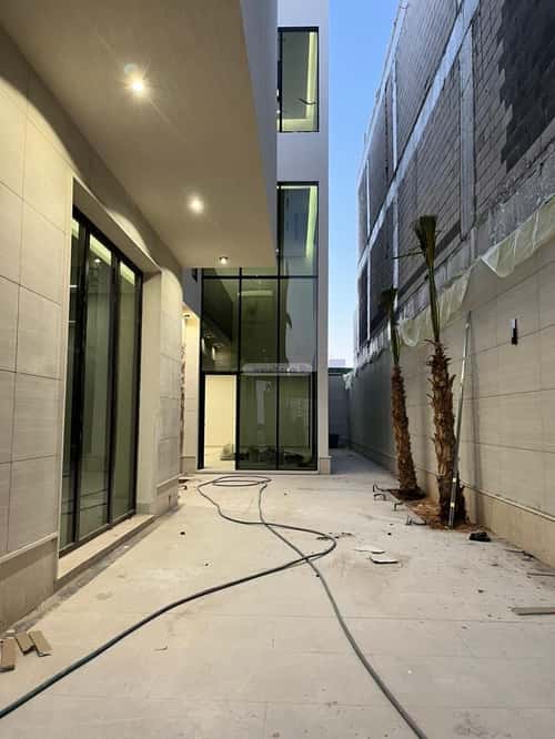 5 bedroom villa in Al Mahdiyyah 1