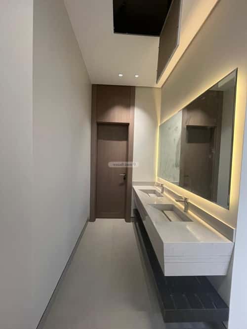 4 bedroom villa in Al Mahdiyyah 4