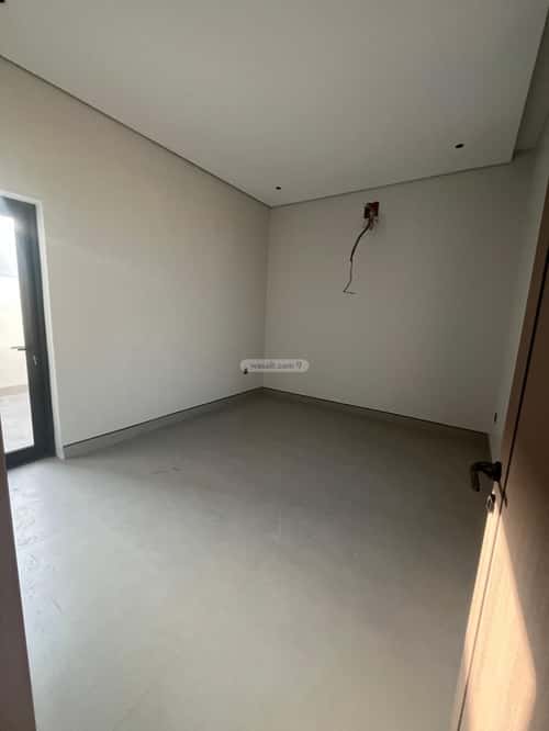 4 bedroom villa in Al Mahdiyyah 9