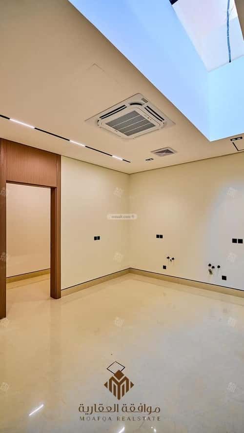 5 bedroom villa in Al Mahdiyyah 1