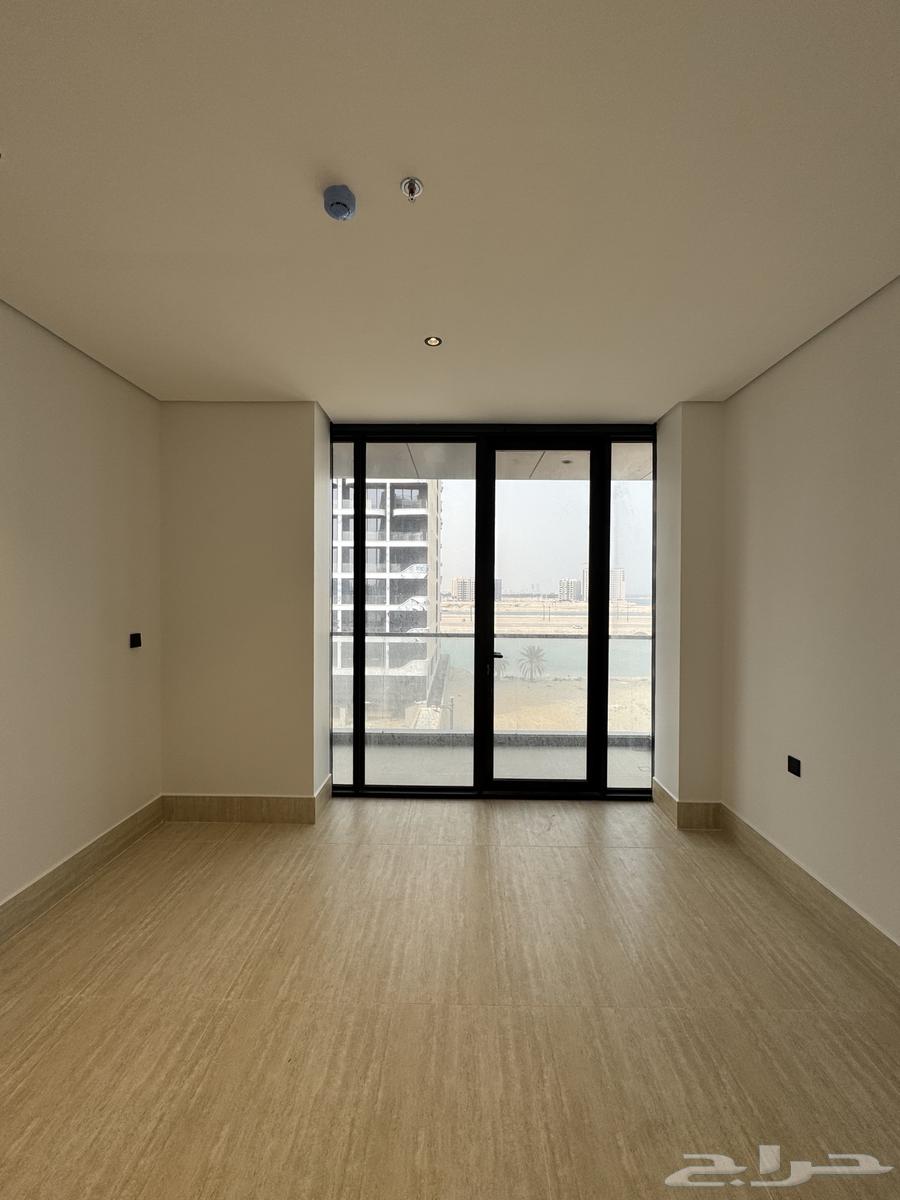 3 bedroom apartment in Al Khour 12