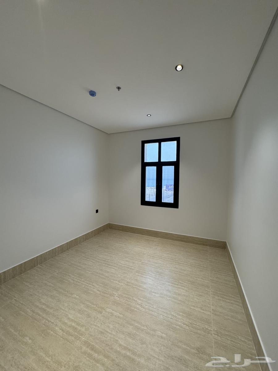 3 bedroom apartment in Al Khour 13