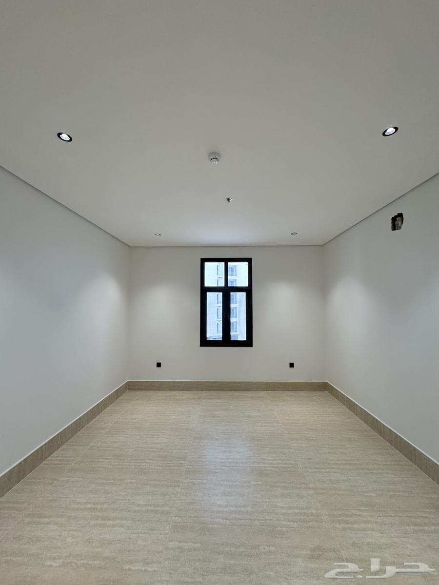 3 bedroom apartment in Al Khour 6