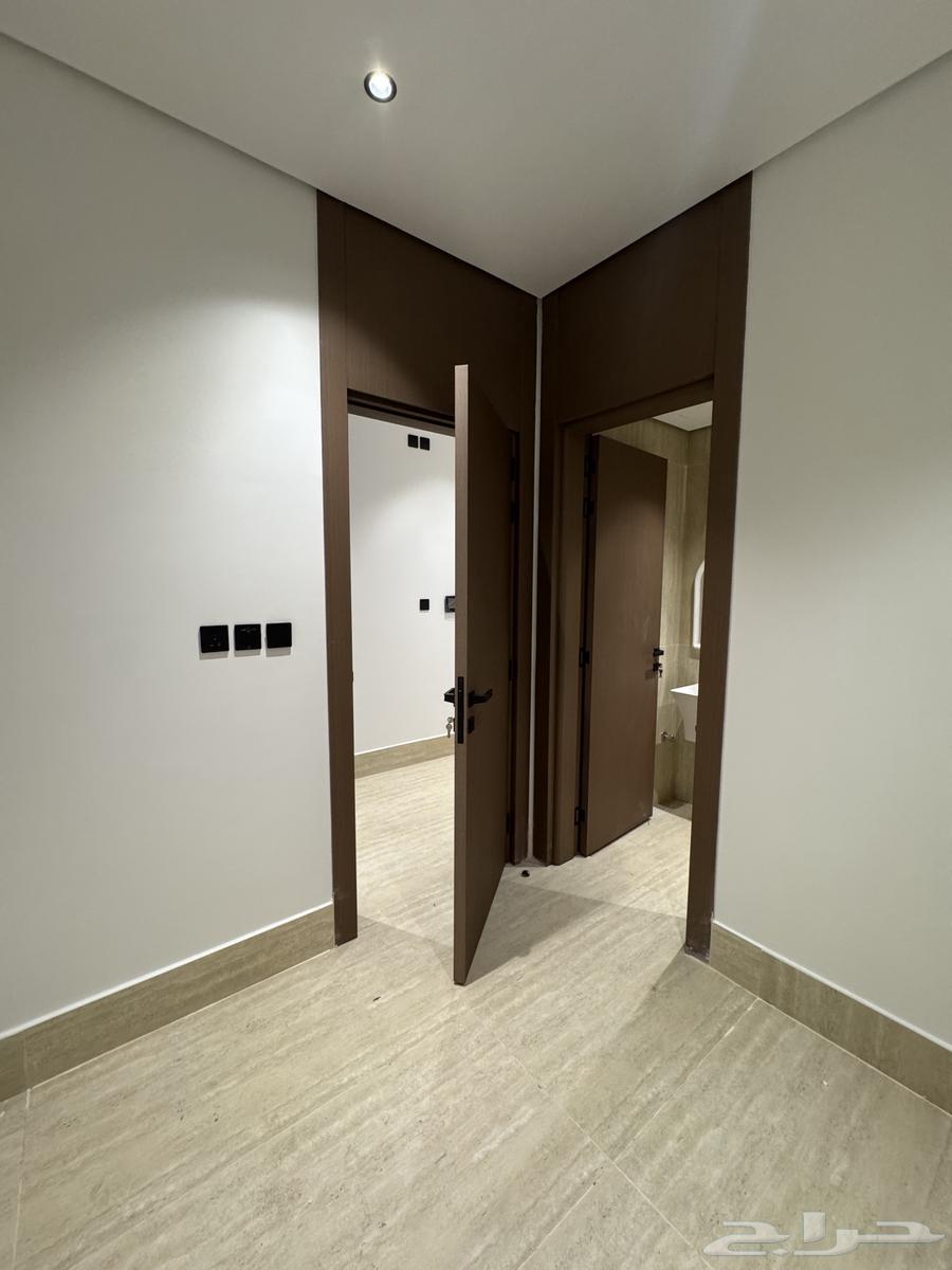 3 bedroom apartment in Al Khour 8