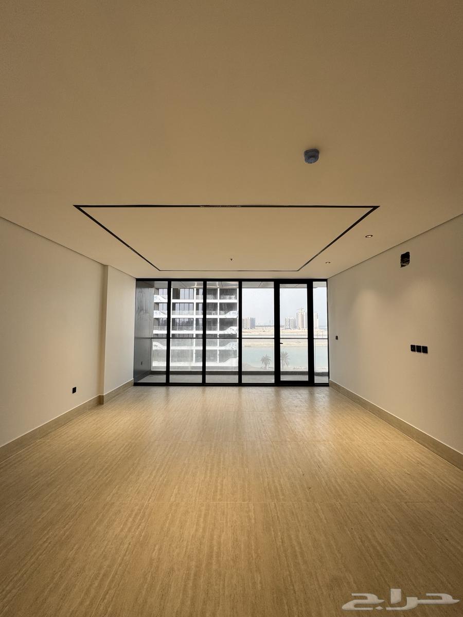 3 bedroom apartment in Al Khour 10
