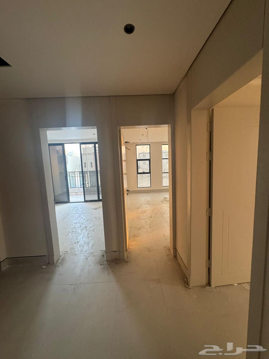 5 bedroom apartment in Al Manar 3