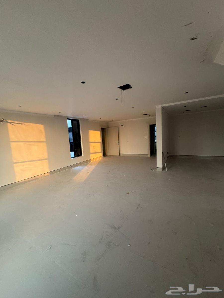 5 bedroom apartment in Al Manar 4