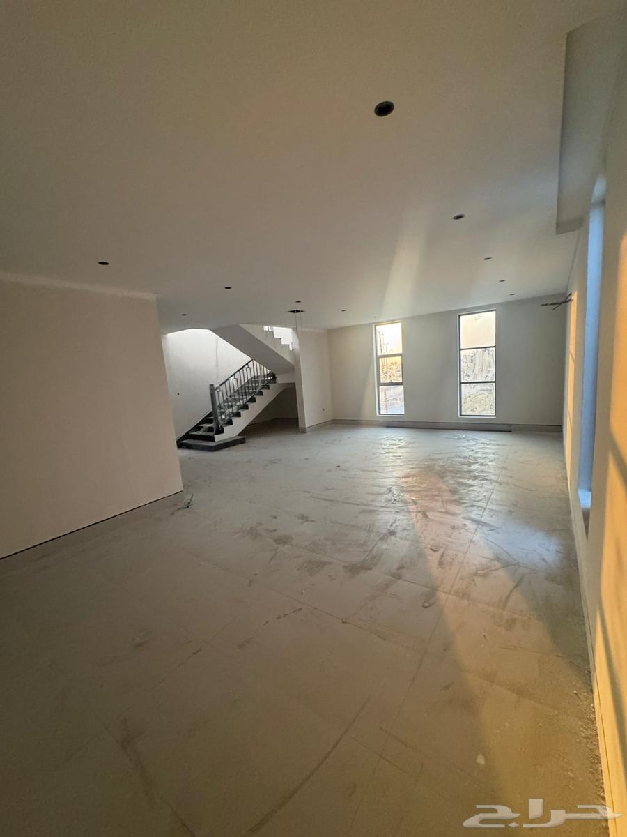 5 bedroom apartment in Al Manar 5