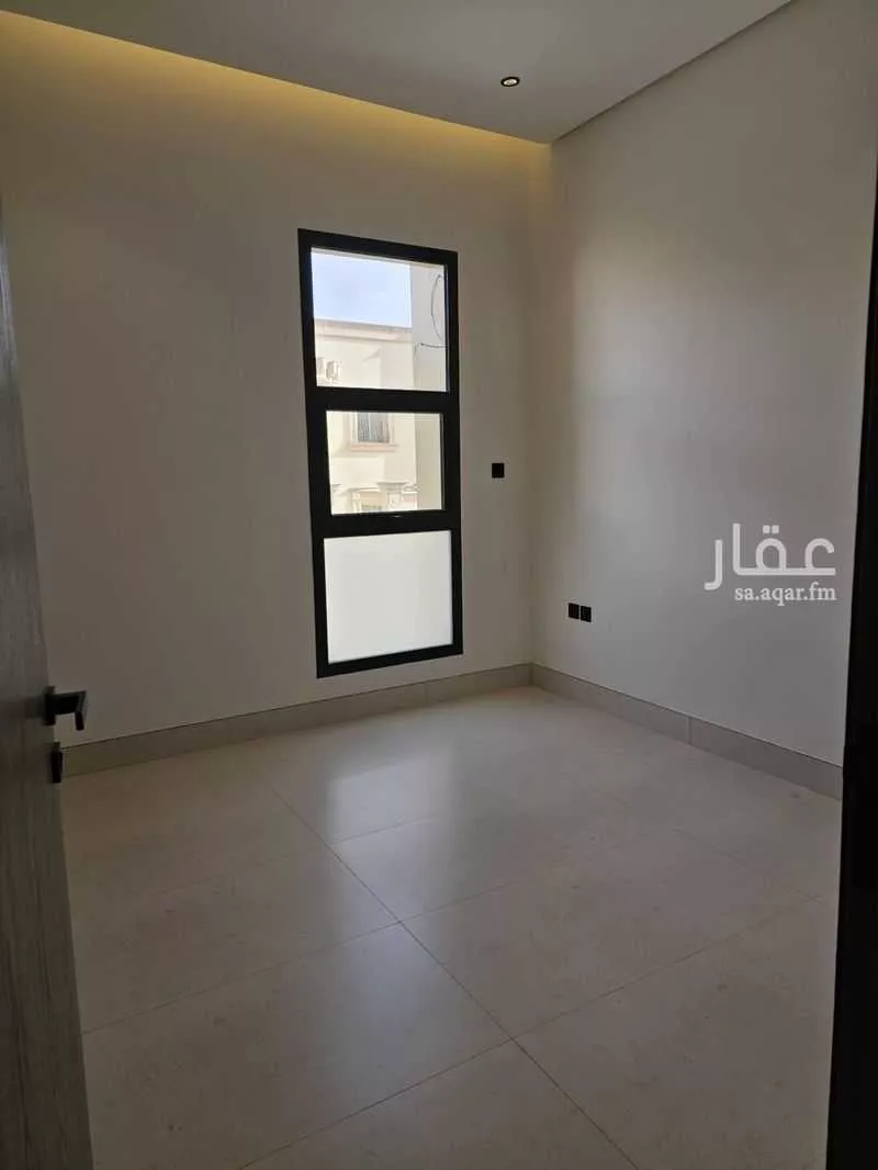 فيلا 5 غرف في النرجس 17