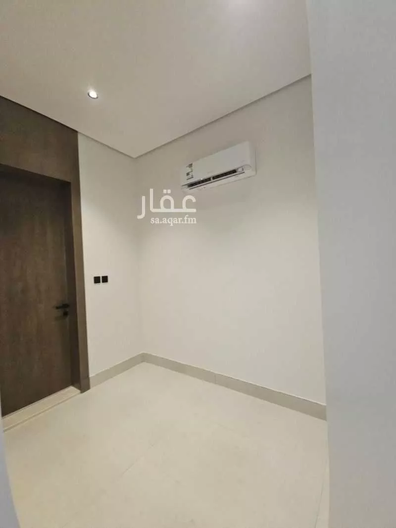 فيلا 5 غرف في النرجس 8