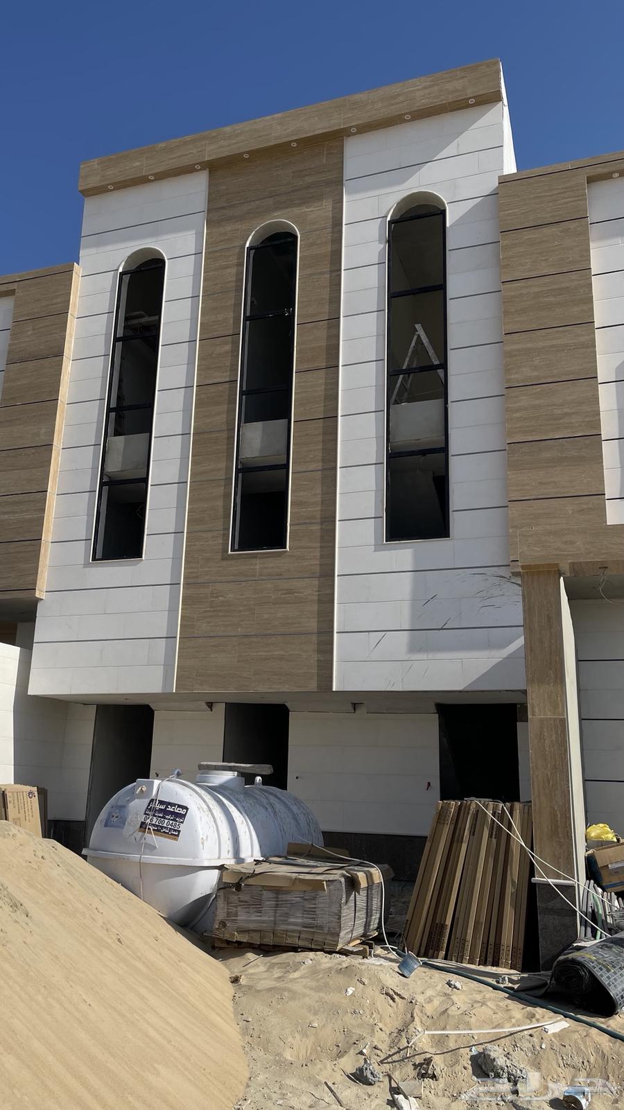 7 bedroom apartment in Al Bahr 3