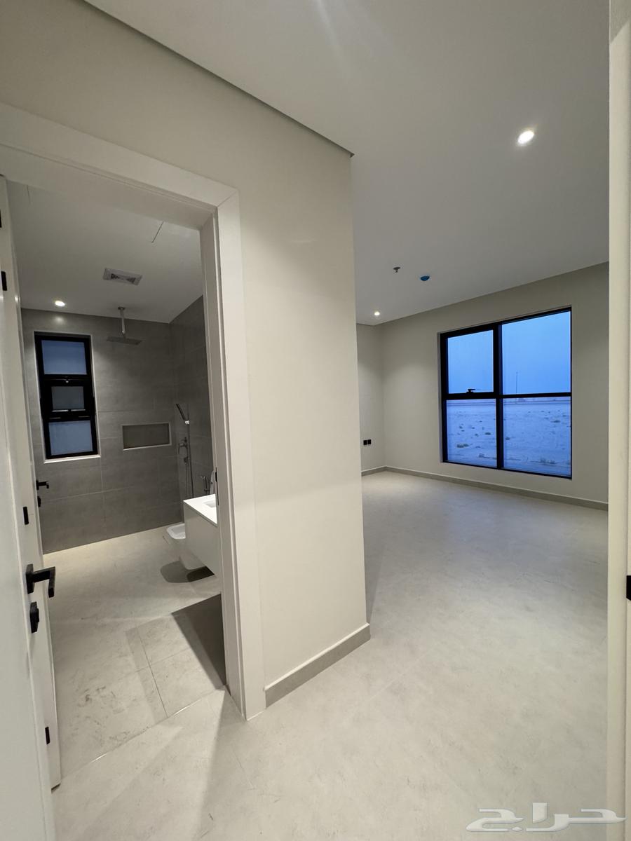3 bedroom apartment in Dahiat King Fahd, Eastern Province 9