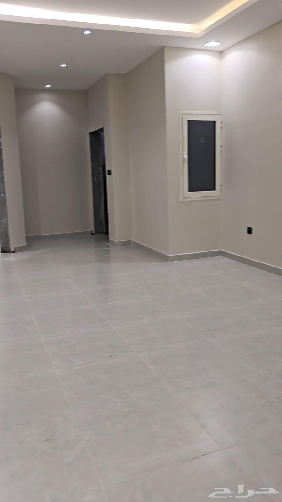 20 bedroom apartment in Dahiat King Fahd 8