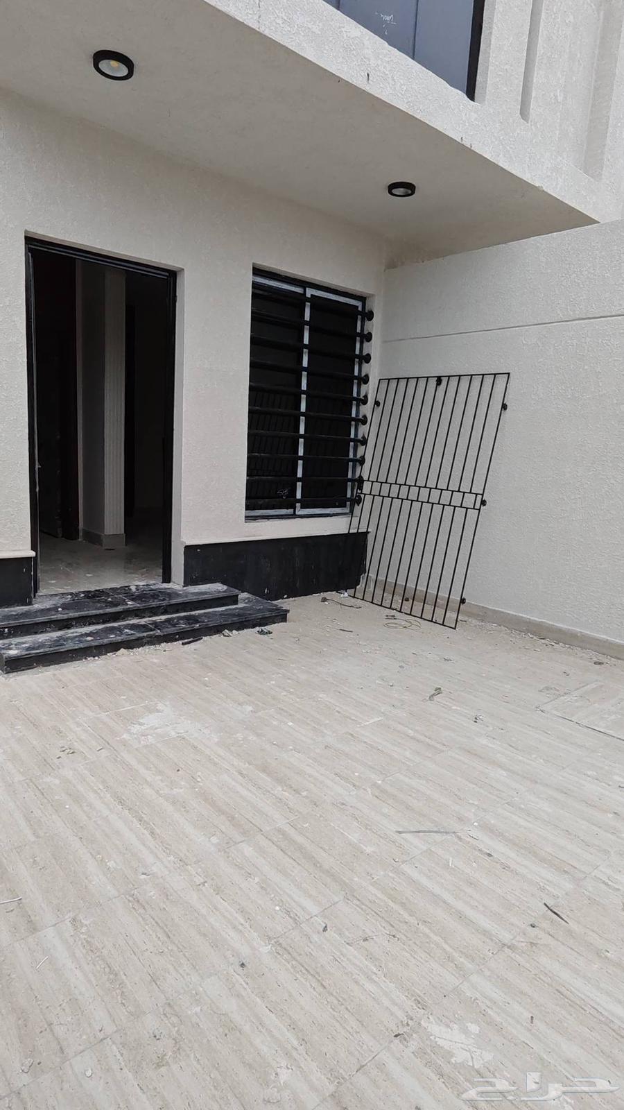 5 bedroom apartment in Dahiat King Fahd 2
