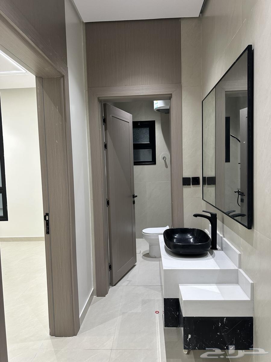 5 bedroom apartment in Dahiat King Fahd, Eastern Province 4