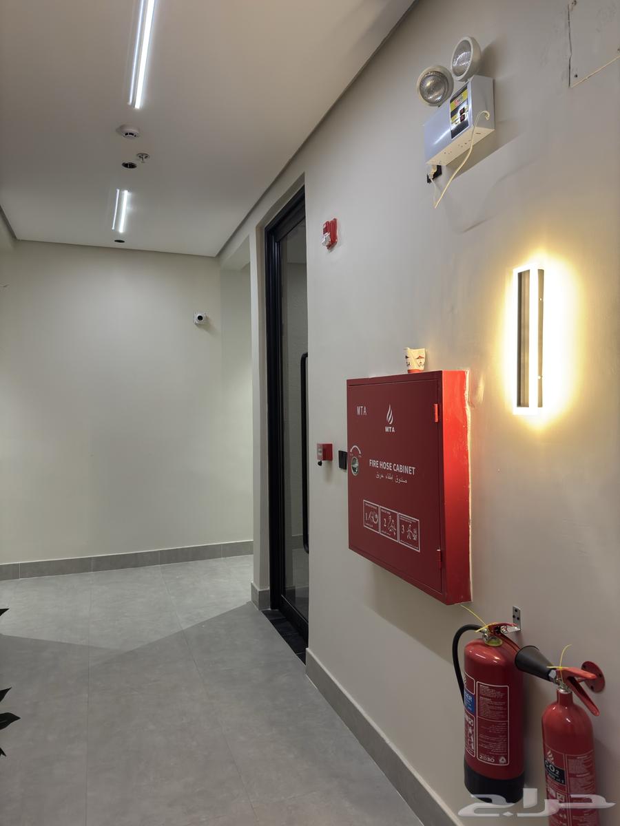 5 bedroom apartment in Al Hamra 13