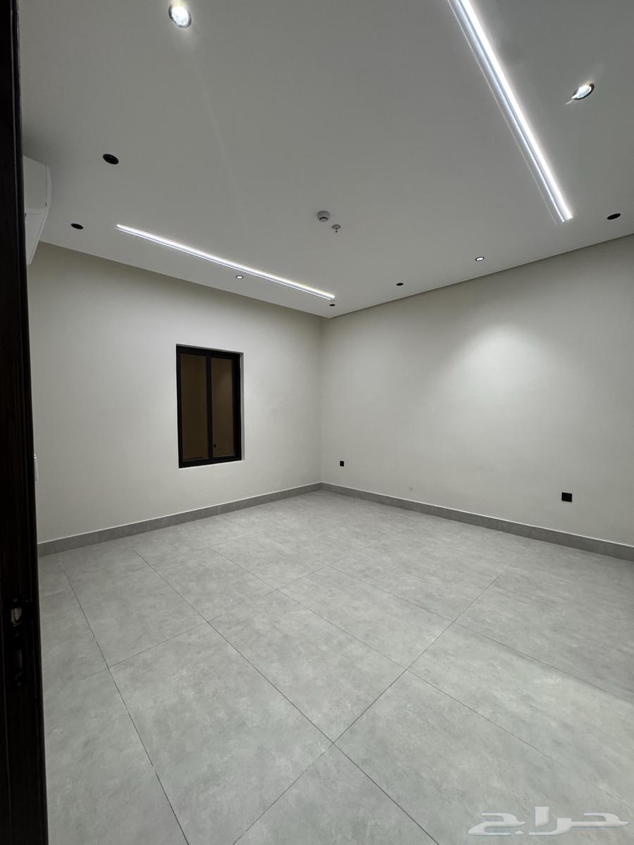 5 bedroom apartment in Al Hamra 6