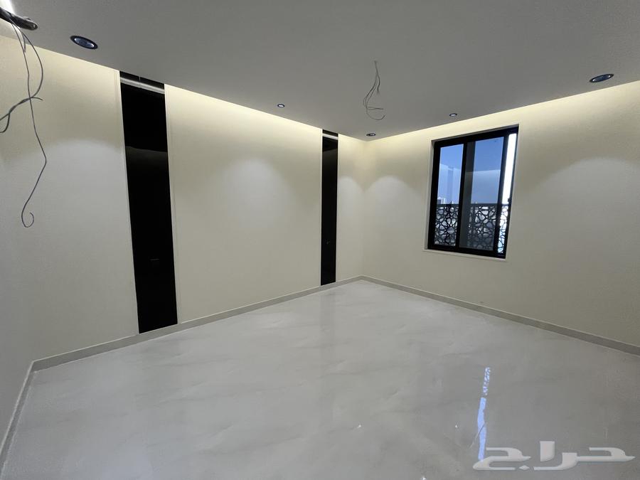 5 bedroom apartment in King Fahd 7