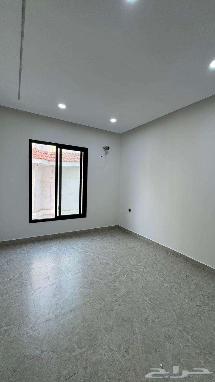4 bedroom apartment in Muhammed Ibn Saud 3