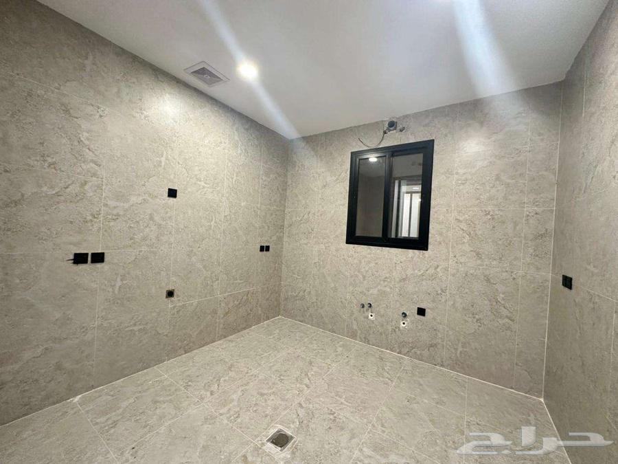 شقة 5 غرف في الندى 33