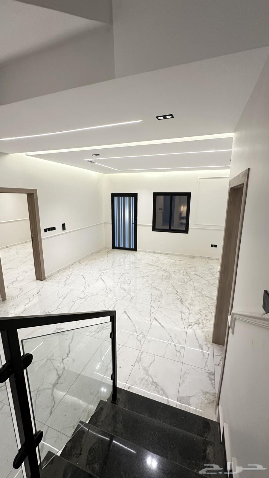 5 bedroom apartment in Dahiat King Fahd 11