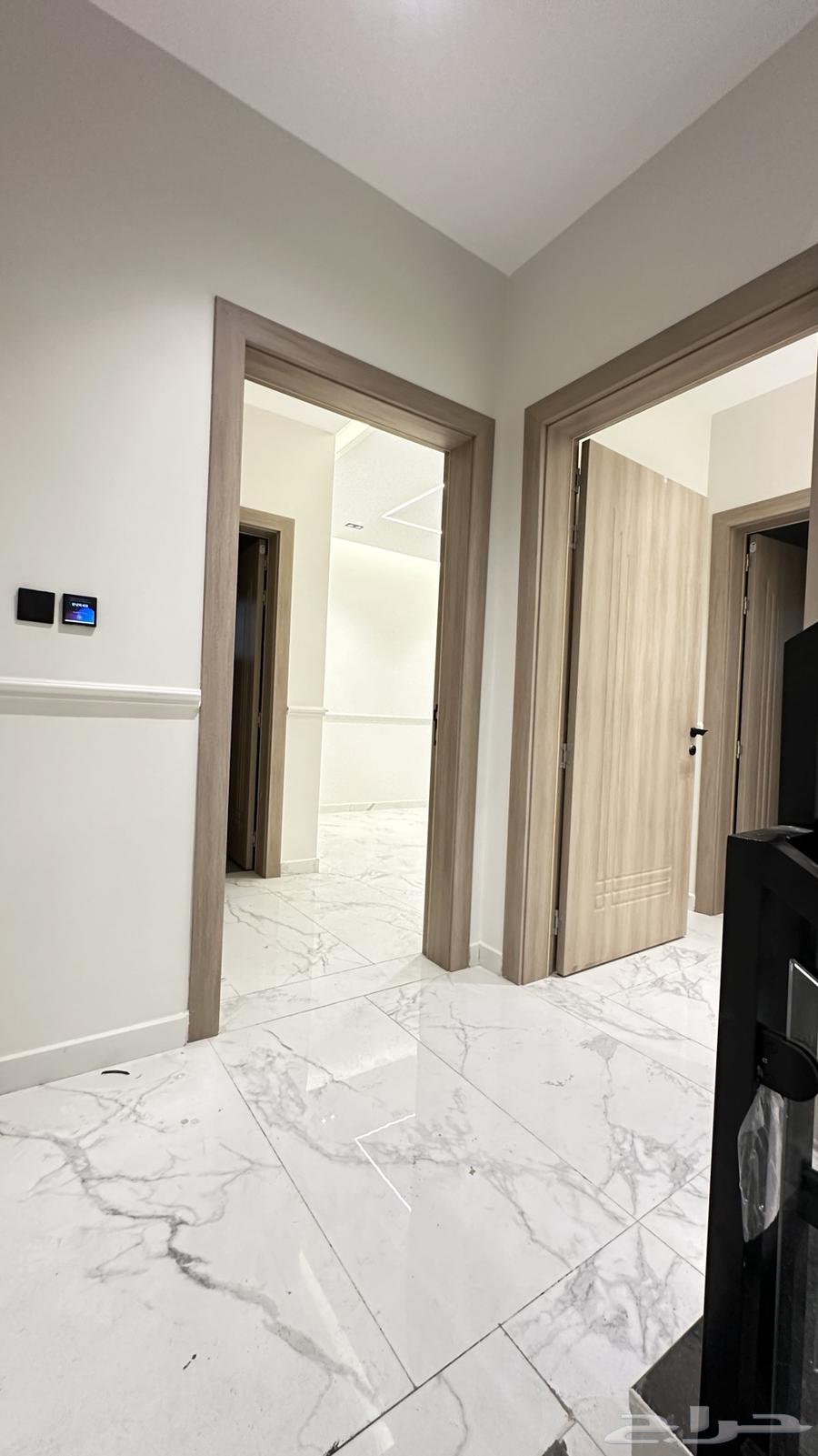 5 bedroom apartment in Dahiat King Fahd 12