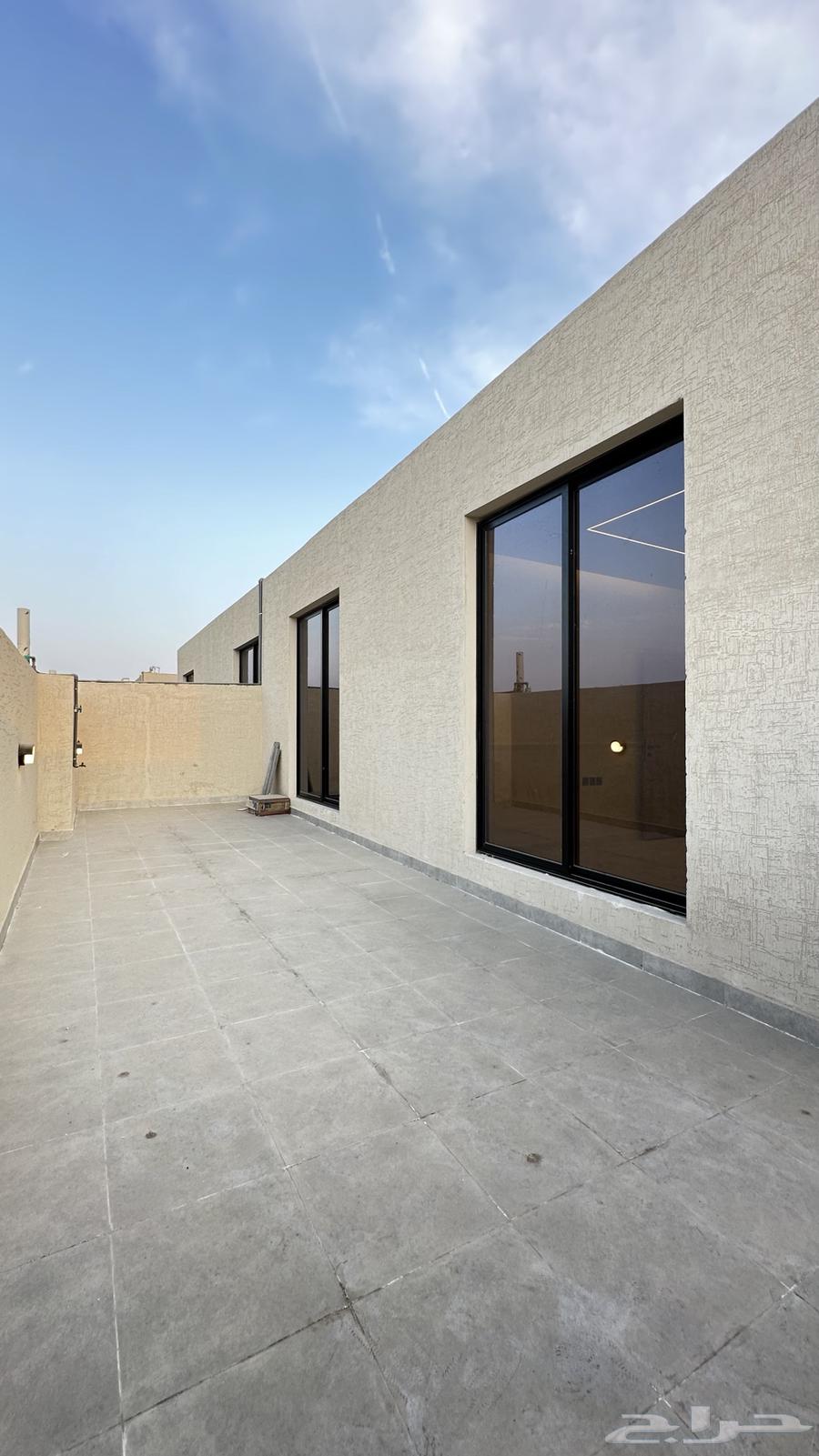5 bedroom apartment in Dahiat King Fahd 3